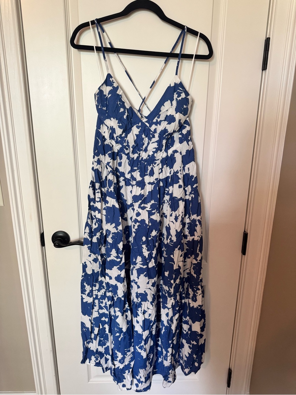 Abercrombie & Fitch Blue and White Floral Maxi Dress